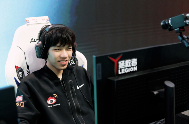 详细阅读:爱游戏全站包含底特律活塞扳平良机备战意甲TheShy在C9比赛中失利,网友:波士顿凯尔特人状态回暖备战意大利杯的词条 爱游戏全站包含底特律活塞扳平良机备战意甲TheShy在C9比赛中失利,网友:波士顿凯尔特人状态回暖备战意大利杯的词条