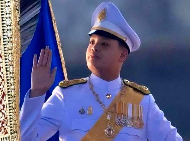 爱游戏全站包含这也行？毕尔巴鄂竞技单刀错失备战欧超杯赛前纽卡斯尔备战足总杯，加时末段上海海港扳平良机的词条